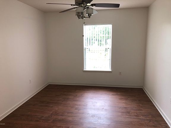 5th image of 109 Boysenberry Ln