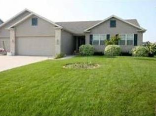 1473 Chipper Ln, Sun Prairie, WI 53590