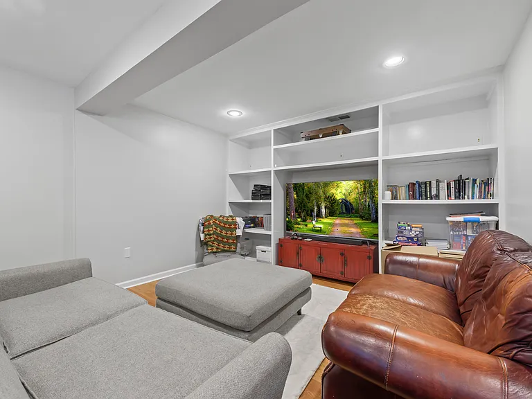 43340 Wintersrun Ct — Photo 31