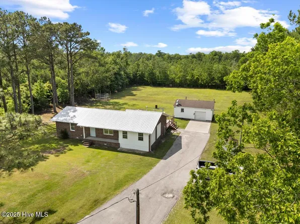 290 Dell Brock Road, Beulaville, NC 28518