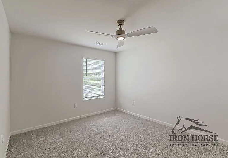 835 Baker View Ln — Photo 24