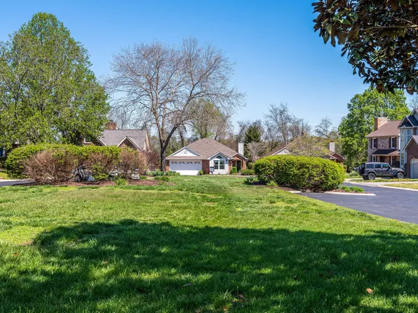 408 N Cameron Ct, Hermitage, TN 37076