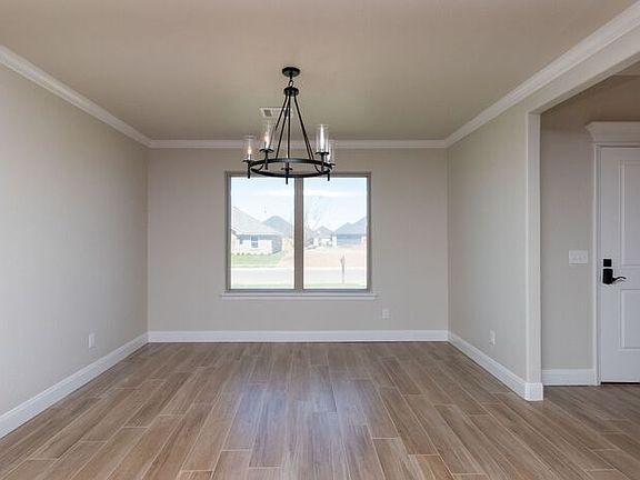 4th image of 2801 Tampa Bay Ave