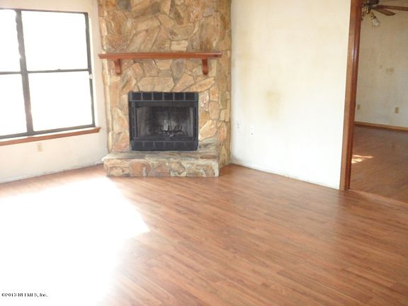 2nd image of 1835 Shannon Lake Dr