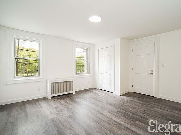 4th image of 750 Commerce St APT 1S