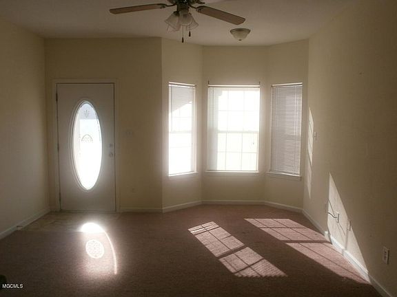 3rd image of 5457 Quail Creek Cir