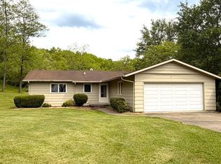 4 Canterbury Dr, Athens, OH 45701