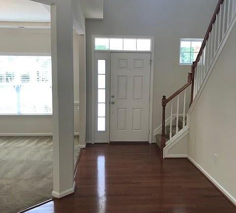 4th image of 341 Canaan Cir