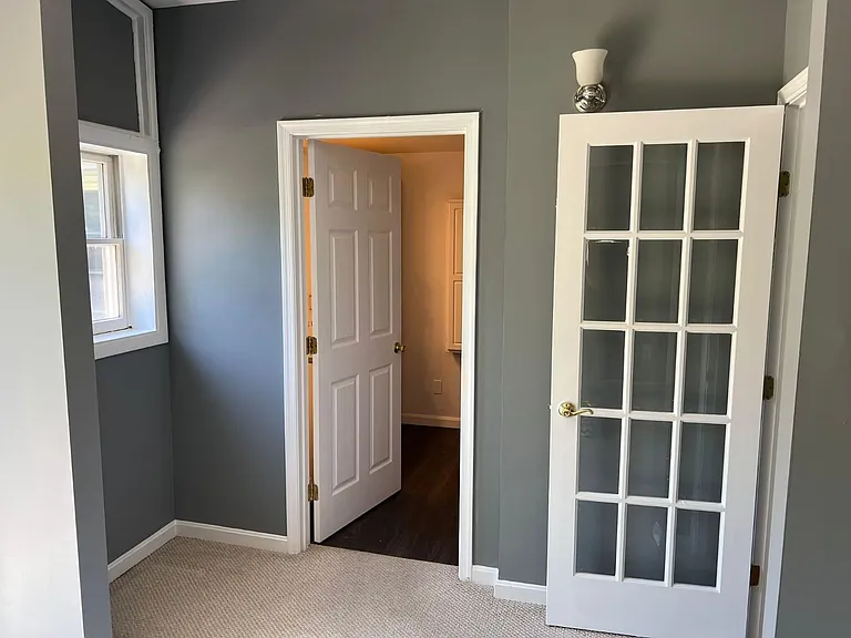 219 Saint James Dr — Photo 13
