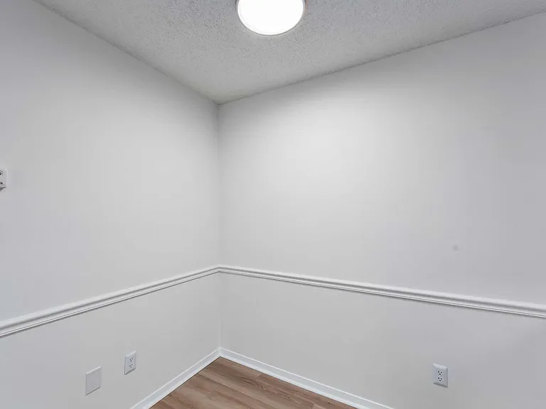 Northridge Apartments — Photo 22