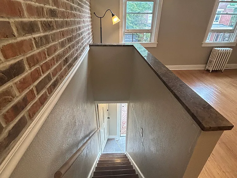 118 Boas St #2 — Photo 2