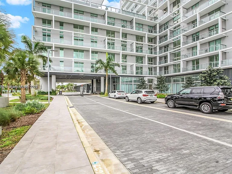2000 Metropica Way #1709 — Photo 17