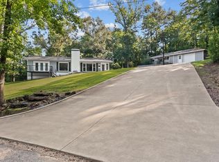 1060 An County Rd #376, Palestine, TX 75803