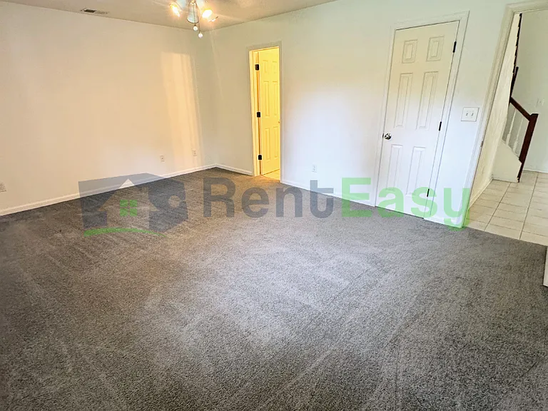 2038 Coral Ivy Ln — Photo 13