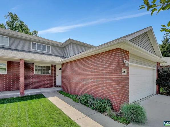 308 S 77th Ct, Lincoln, NE 68510