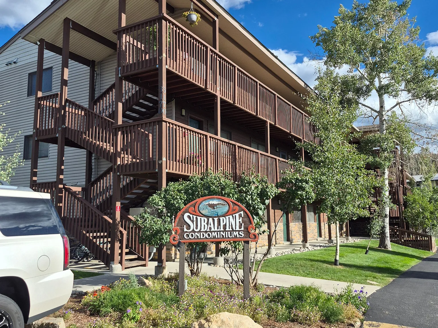 Subalpine 2 Bedroom 1 Bath — Photo 3