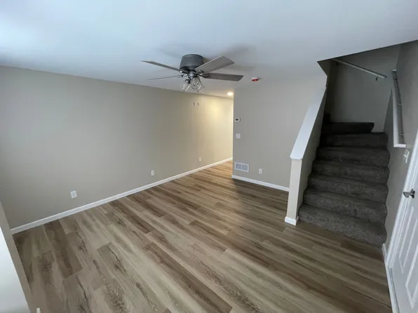 502 N Madison St #502, Woodstock, IL 60098