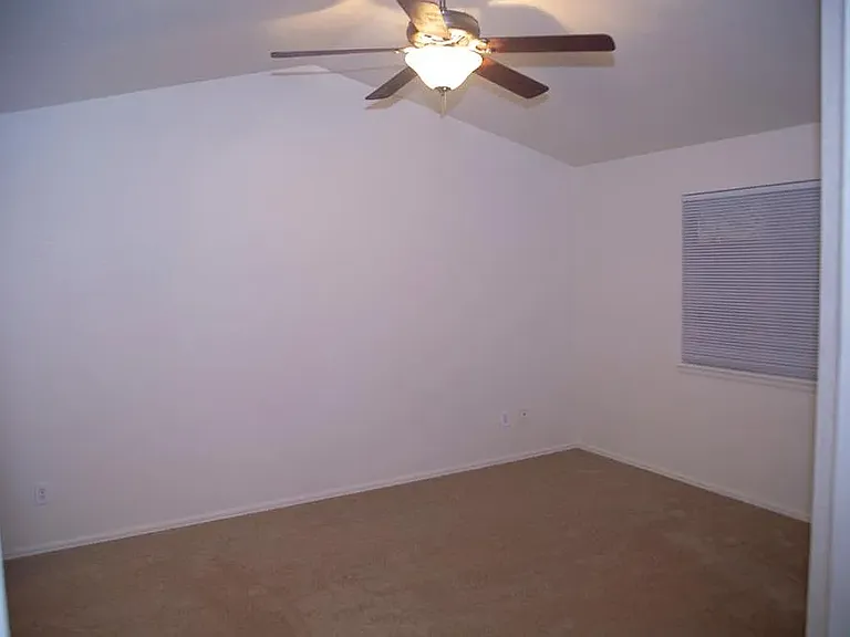 5323 Coyote Dr — Photo 13