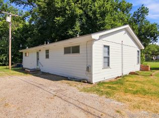 406 N Cherokee Trl, Beggs, OK 74421