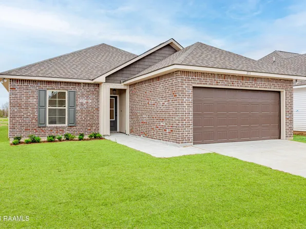 211 Cainwood Ct, Carencro, LA 70520