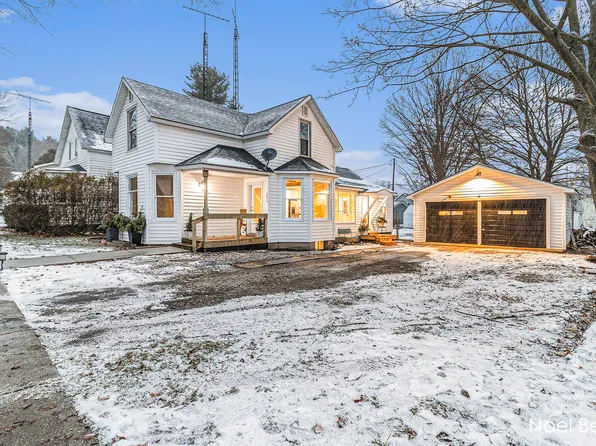 2674 Blair Ave, New Era, MI 49446