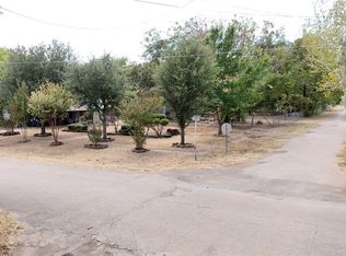421 Houston Ave, Strawn, TX 76475