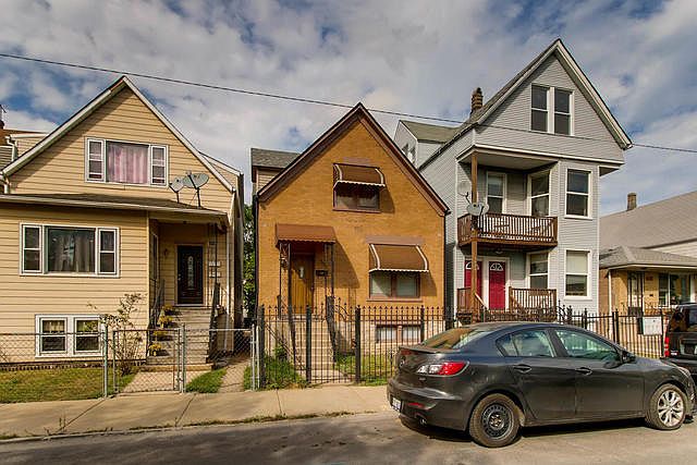 1st image of 3436 W Drummond Pl