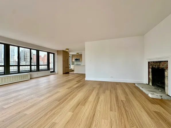 501 East 87th Street image 8 of 39