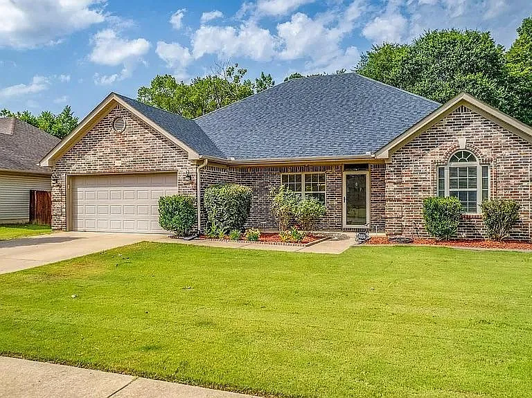 5334 Buckingham Pl — Photo 4