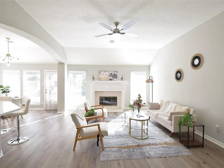 4602 Summer Lakes — Photo 14