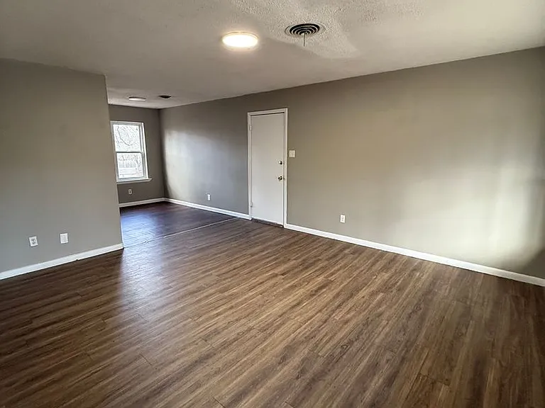 3720 Old Jenny Lind Rd — Photo 2