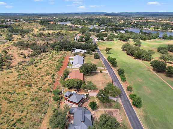 5th image of 113 W Bluebonnet Road