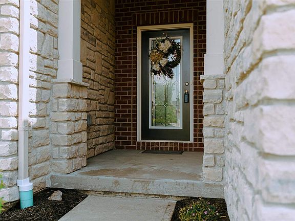 5th image of 9438 Dauphine Dr