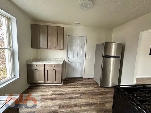 1249 Davis Ave NW #2 — Photo 6