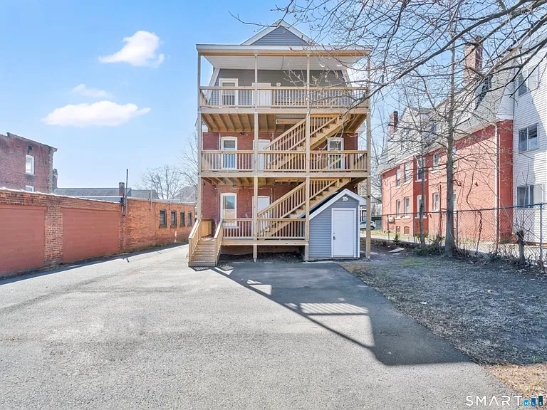 144 Madison St #3 — Photo 14