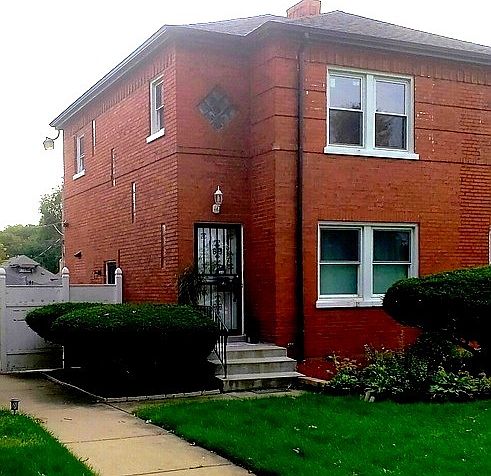 1st image of 1837 N McVicker Ave