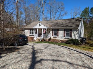 2110 Highland Dr, Powhatan, VA 23139