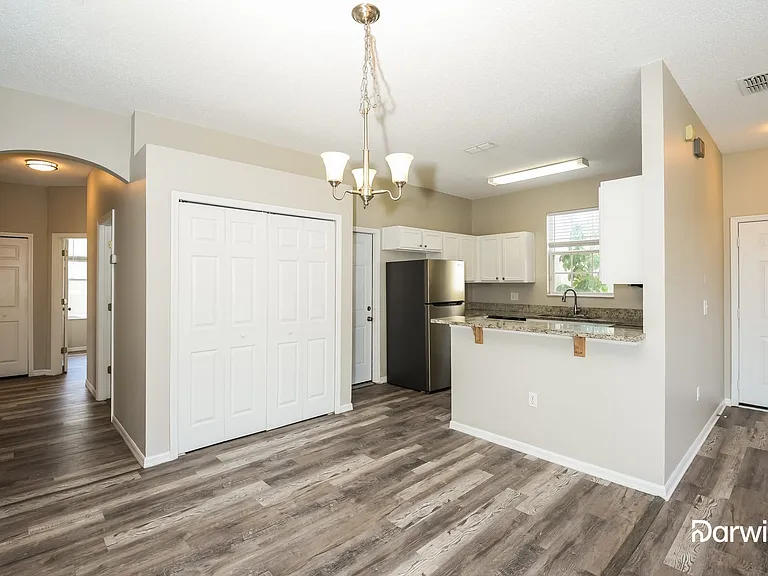 518 Idlewild Ave — Photo 6
