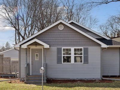 2661 Division St N, North Saint Paul, MN, 55109