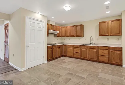 25825 Spring Farm Cir #BASEMENT Photo 1