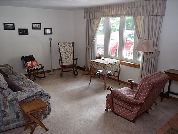 5th image of 6555 Debbie Dr