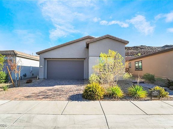 2nd image of 52 Alta Cascata Pl