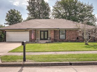 1805 N 14th St, Broken Arrow, OK 74012