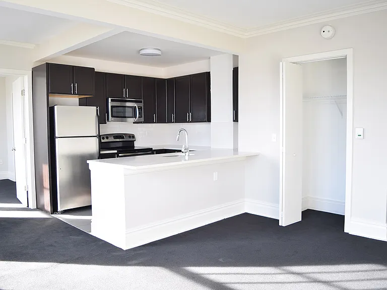 Dining/Living room