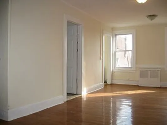 Rented by Tower Brokerage | media 13