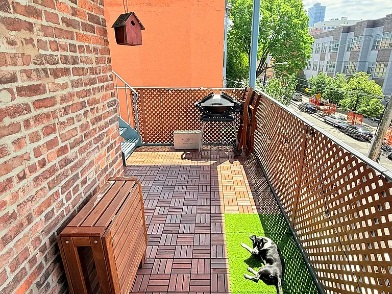 278 Monmouth St #3R — Photo 3