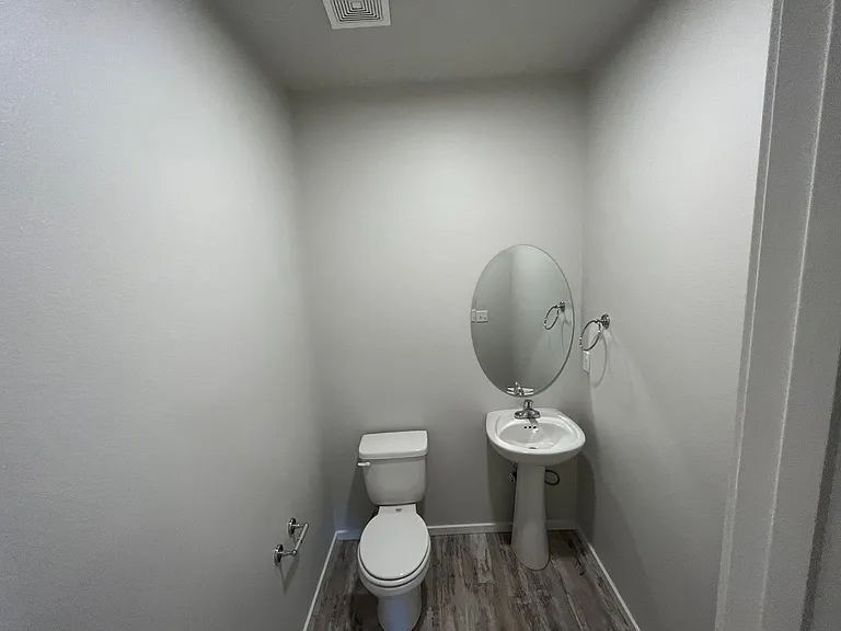 2720 Barnstormer St #5 — Photo 7
