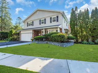128 Soundview Drive, Port Washington, NY 11050