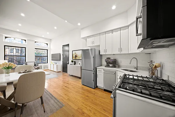 Rented by Voro NYC | media 3