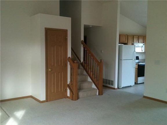3rd image of 5860 Katara Dr #596